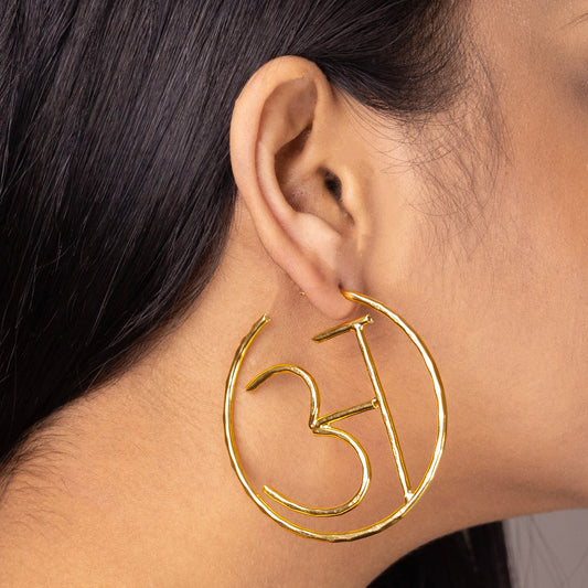 अ Encircled Earring