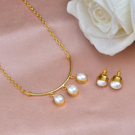 Three Pearl Neck Set - Zuriijewels