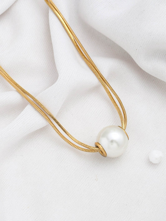 CLASSIC CHUNKY PEARL NECKLACE