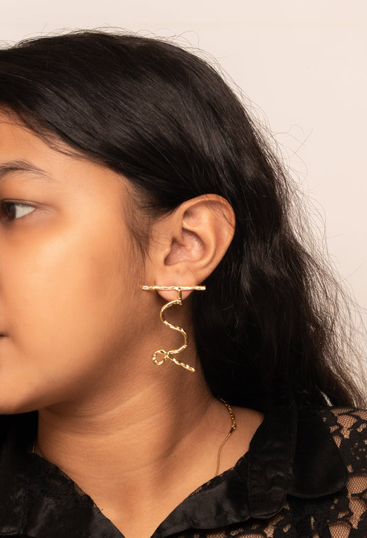 इ Earring