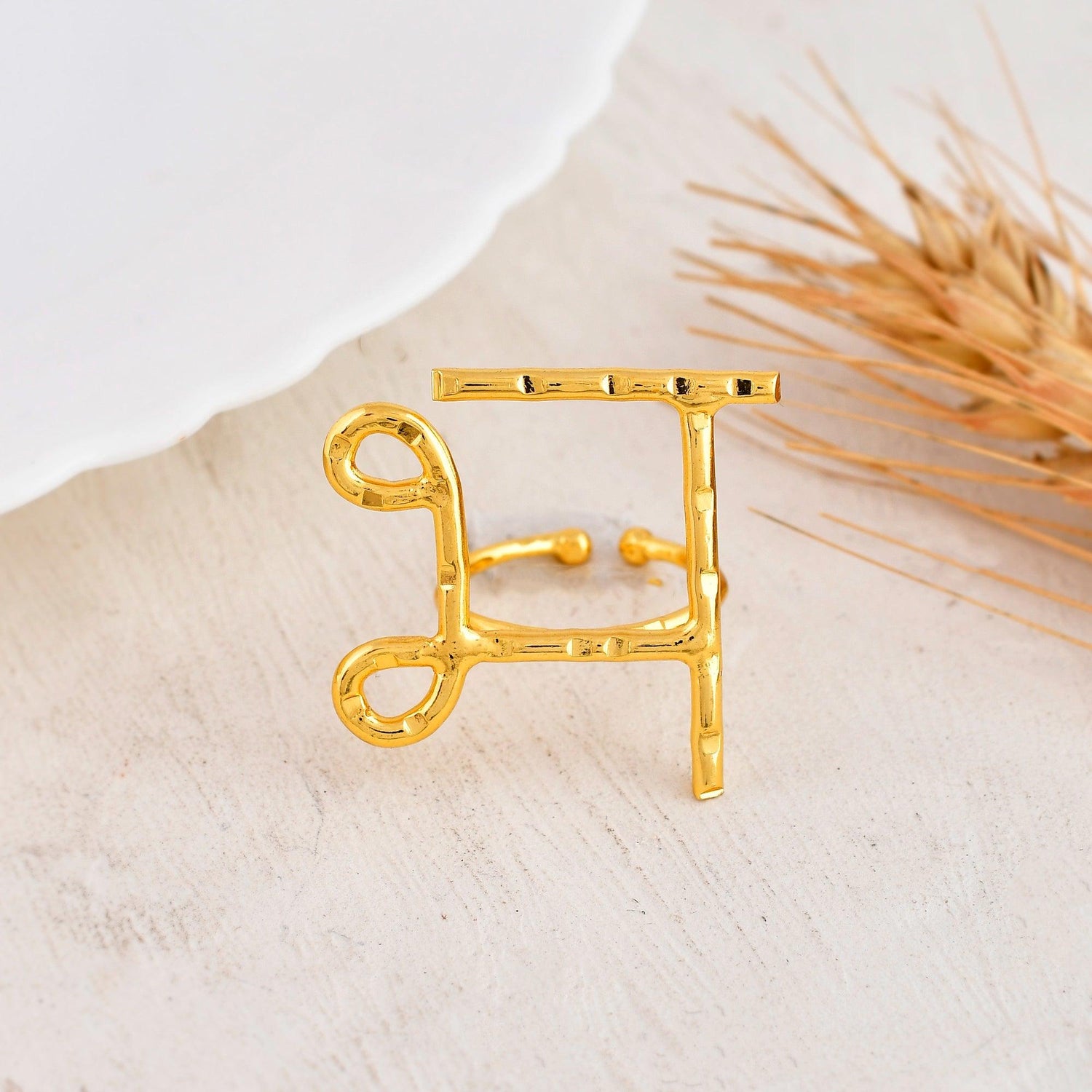 भ Ring - Zuriijewels